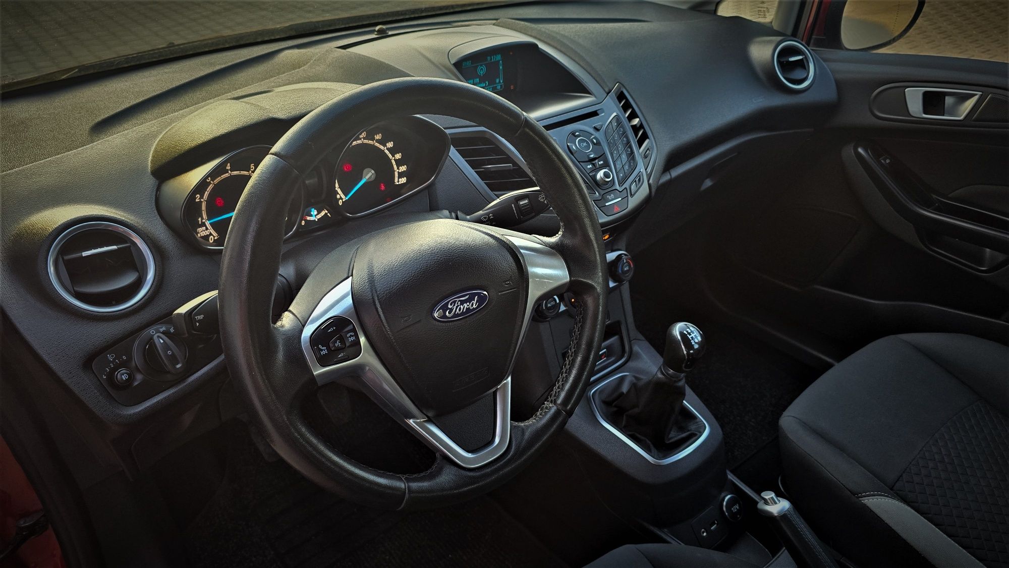 Ford Fiesta MK7 Lift 2015r Bezwypadkowy
