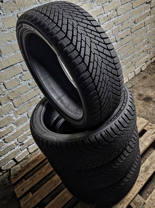 Нові 215/40r18 Pirelli | 2024 | 9.5mm | Italy | Преміум зимові шини