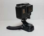 Uchwyt do GoPro na motocykl – mocowanie na kołnierz wlewu paliwa