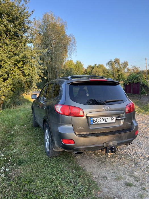 Продам Hyundai Santa Fe