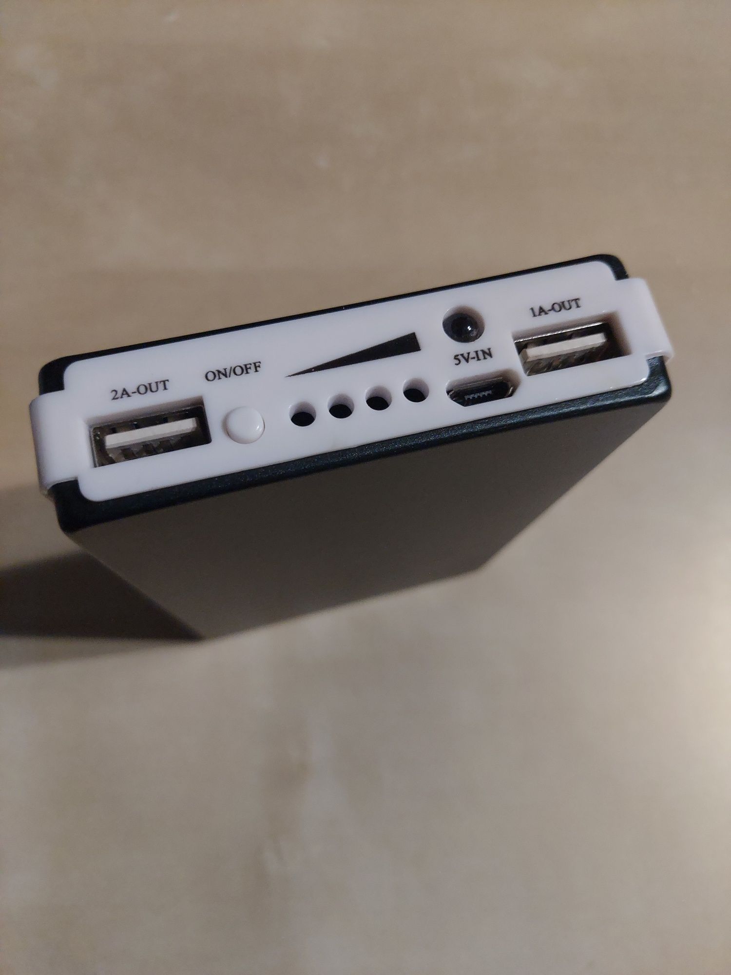 Solar Powerbank Solarny 20000mAh z mocną latarką panel led do telefonu