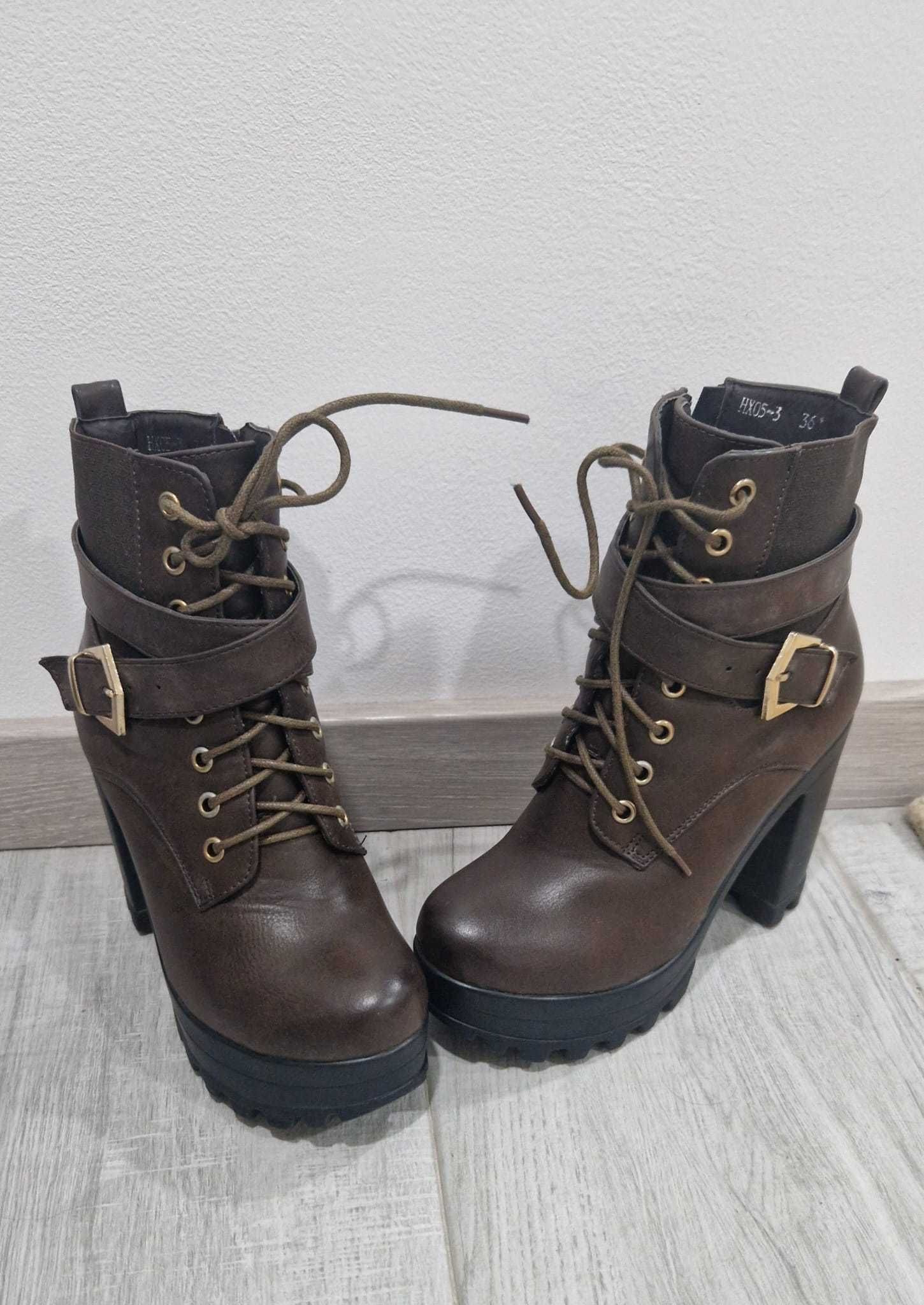 Botas  de Senhora