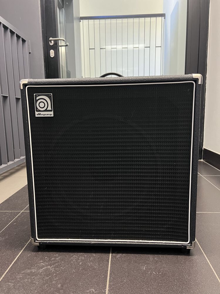 Wzmacniacz basowy Ampeg BA 115