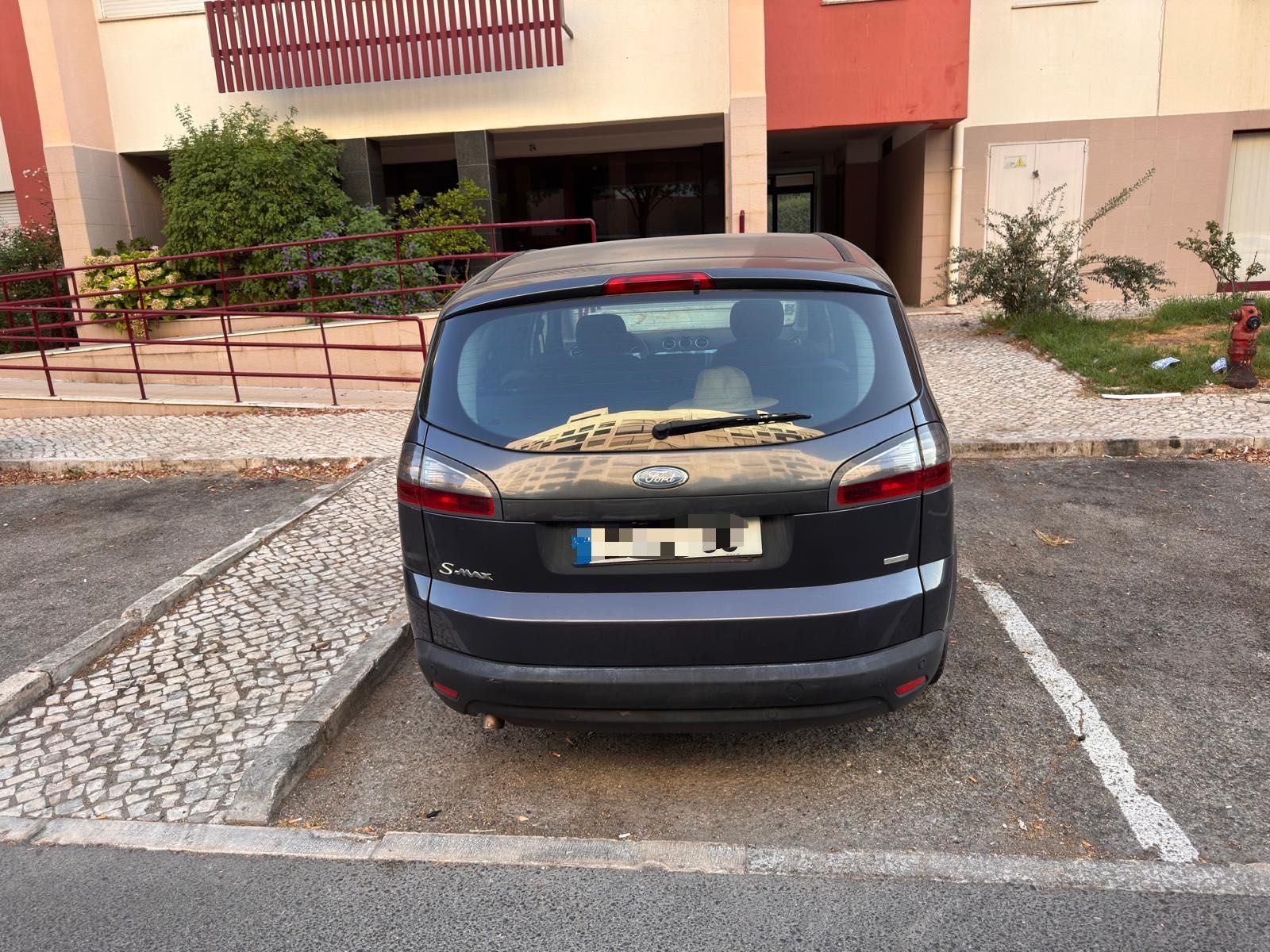 Vendo Ford Smax 1.8 Tdci 7L de 2006 ou troco por moto