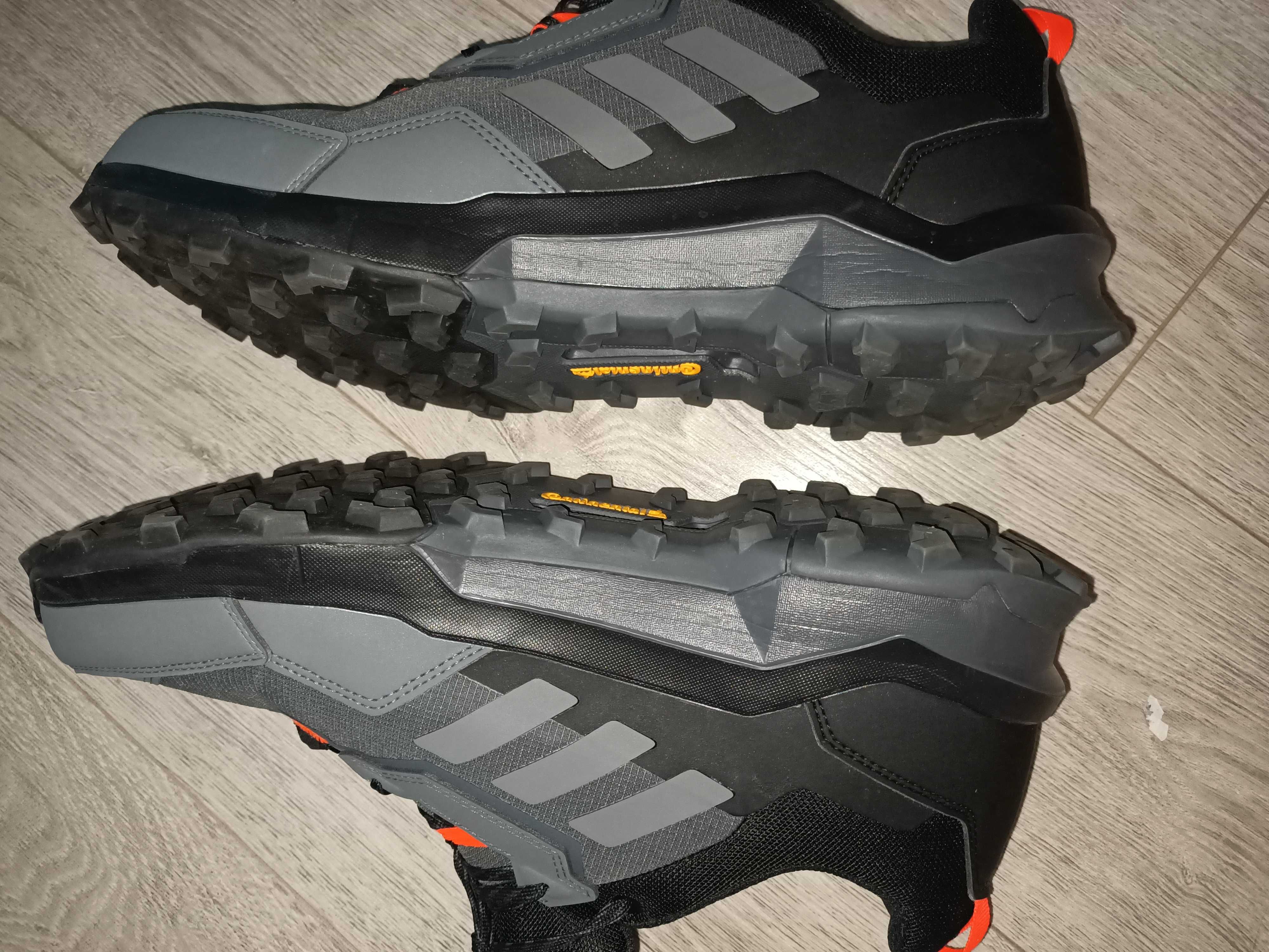 Adidas buty trekkingowe męskie Gore-Tex Terrex AX4 GTX HP7396 r.46 1/3