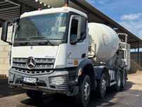 Mercedes-Benz Arocs 3240 – Betonomieszarka 9 m³, 2017, niski przebieg