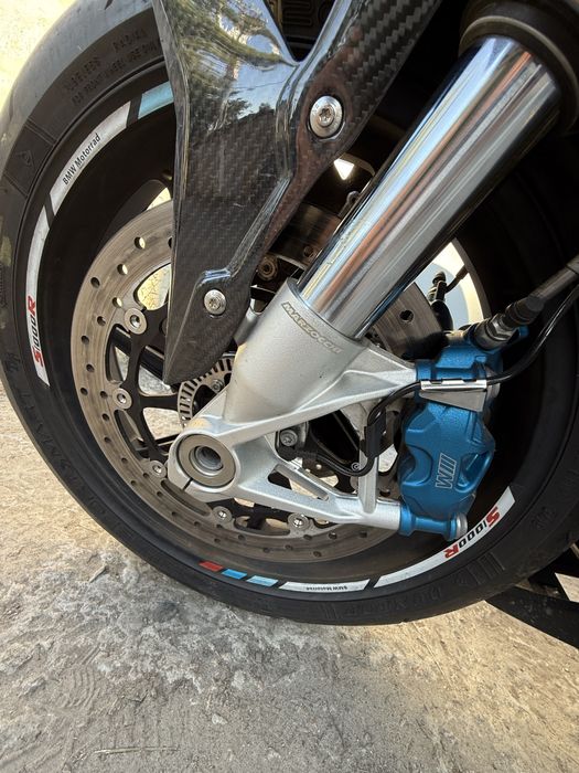 БМВ S1000RR M paket
