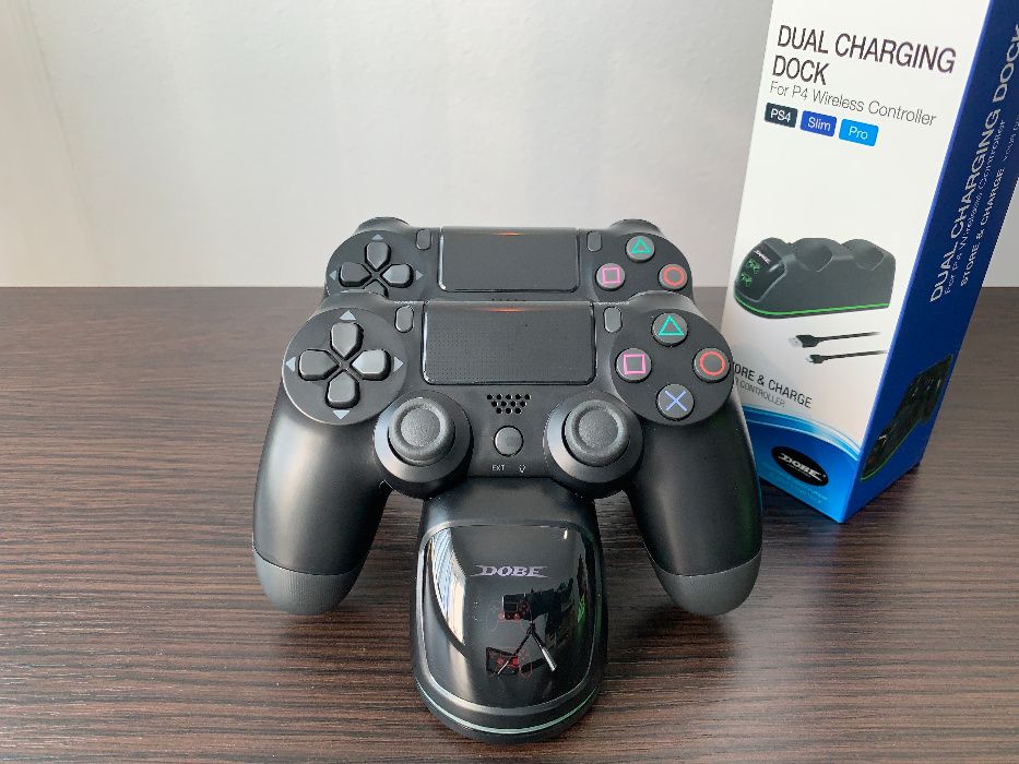 Зарядна Док станція для DualShock 4/Зарядка геймпад PlayStation PS4