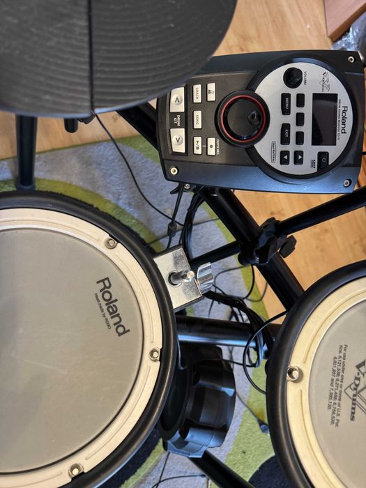 Roland TD 11 KV +  MDS 4V + stopa Pearl P-930 Demonator