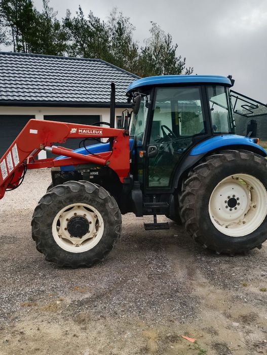 New holland TD85D 2003r  z Turem,  
Sprowadzony z Francji

9700 m