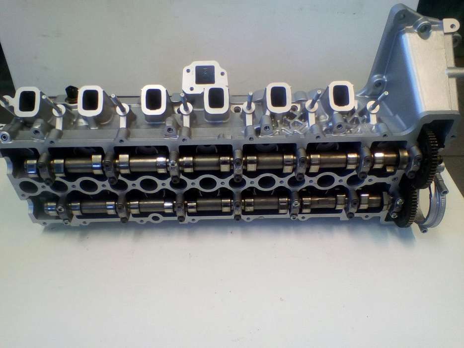 Cabeça de motor BMW 325d/330d/335/530d/535d/635d/X5/X6