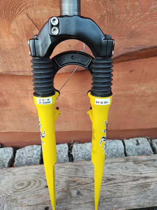 Amortyzator rowerowy Marzocchi XC R Forks 26 Retro MTB klasyk Rock Sho