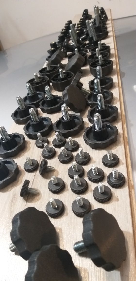 Gałki i Pokrętła M10