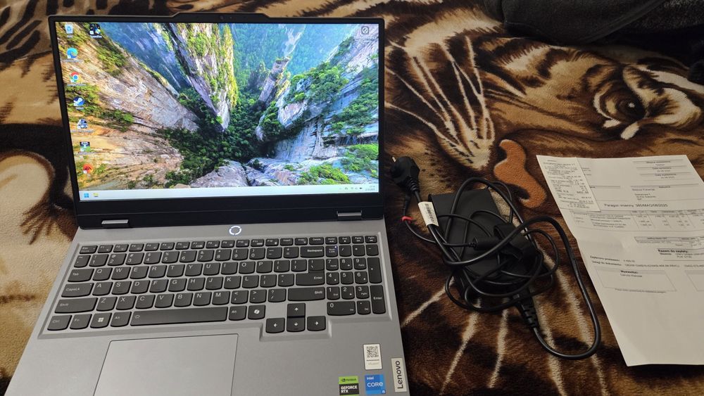 Laptop gamingowy Lenovo LQQ Intel i5 32 Gb Ram 1tb SSD RTX 4060