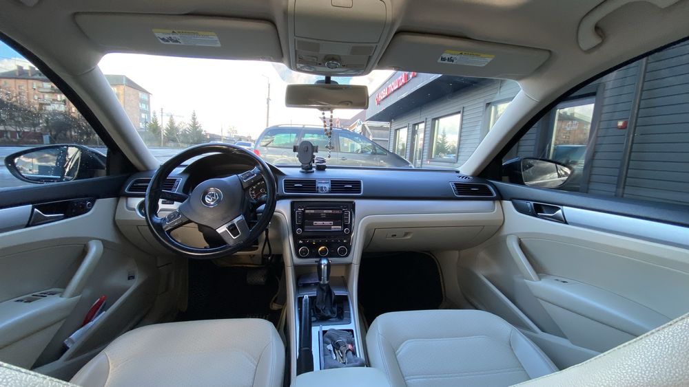 Volkswagen Passat 2012