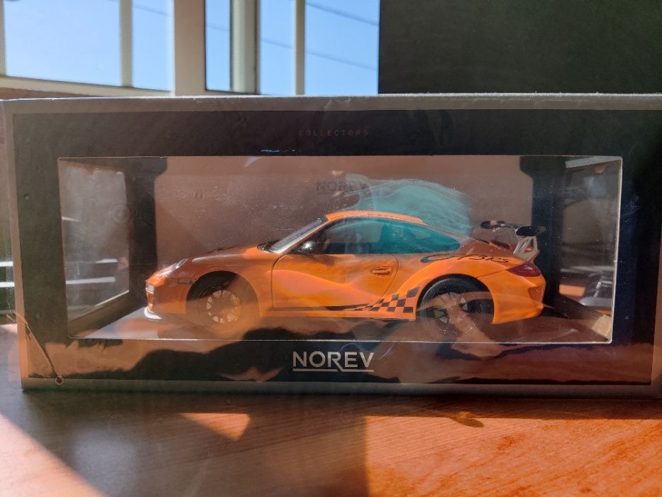 Miniatura NOREV 1:18 Porsche 911 GT3 RS