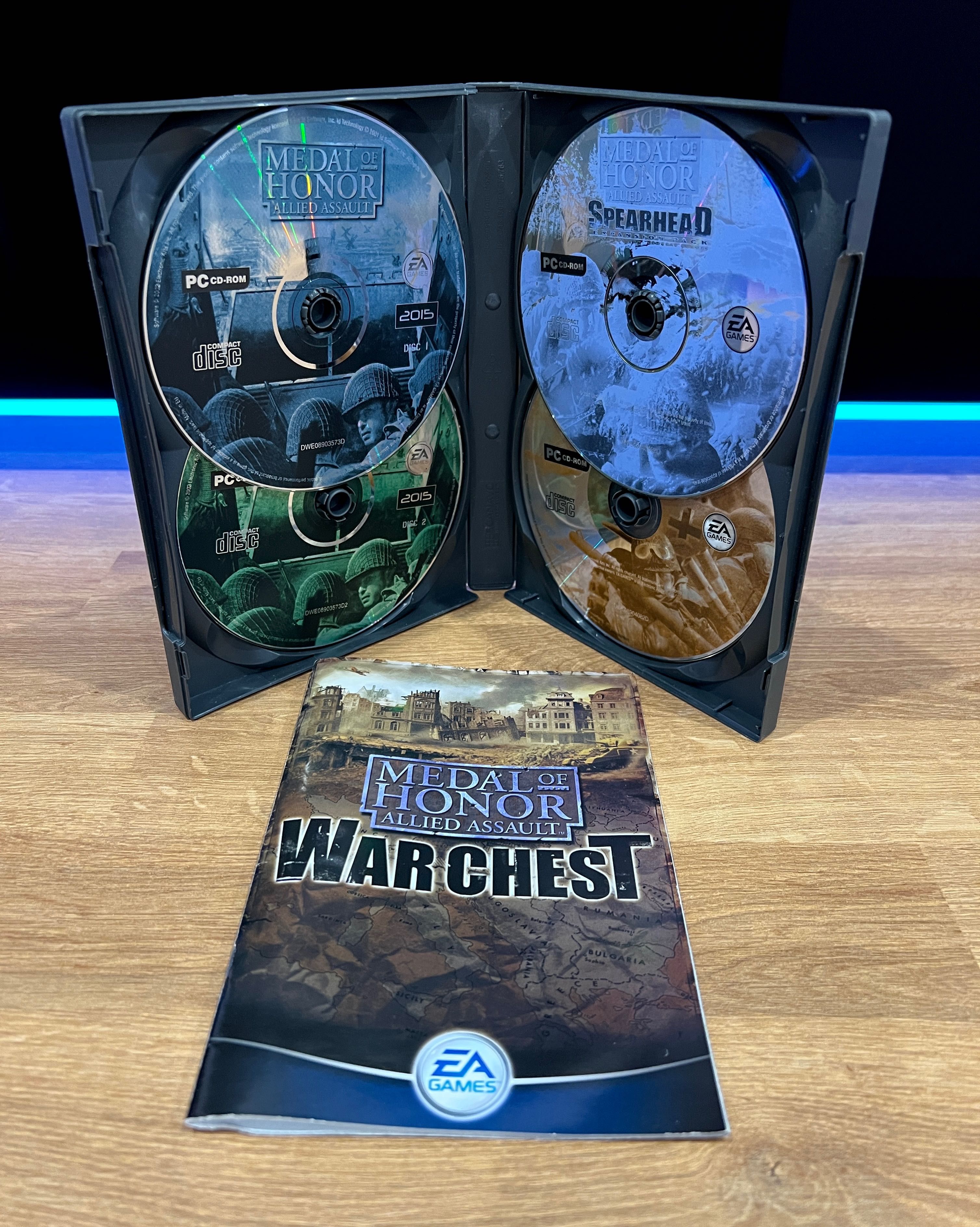 Medal of Honor War Chest (PC EN 2004) DVD BOX premierowe wydanie