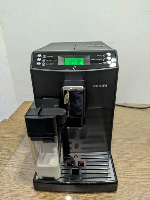 Кавоварка Philips Saeco Minuto Cappuccino