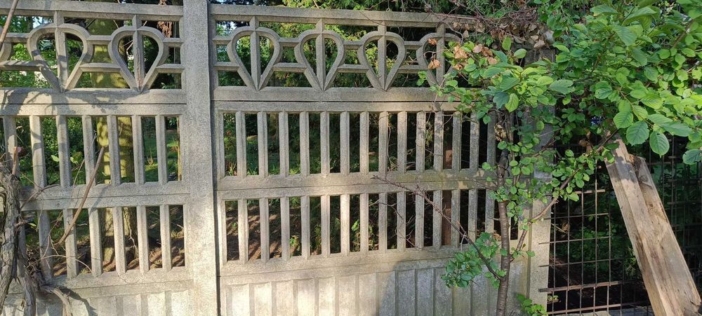 Płot betonowy, panele betonowe do płotu