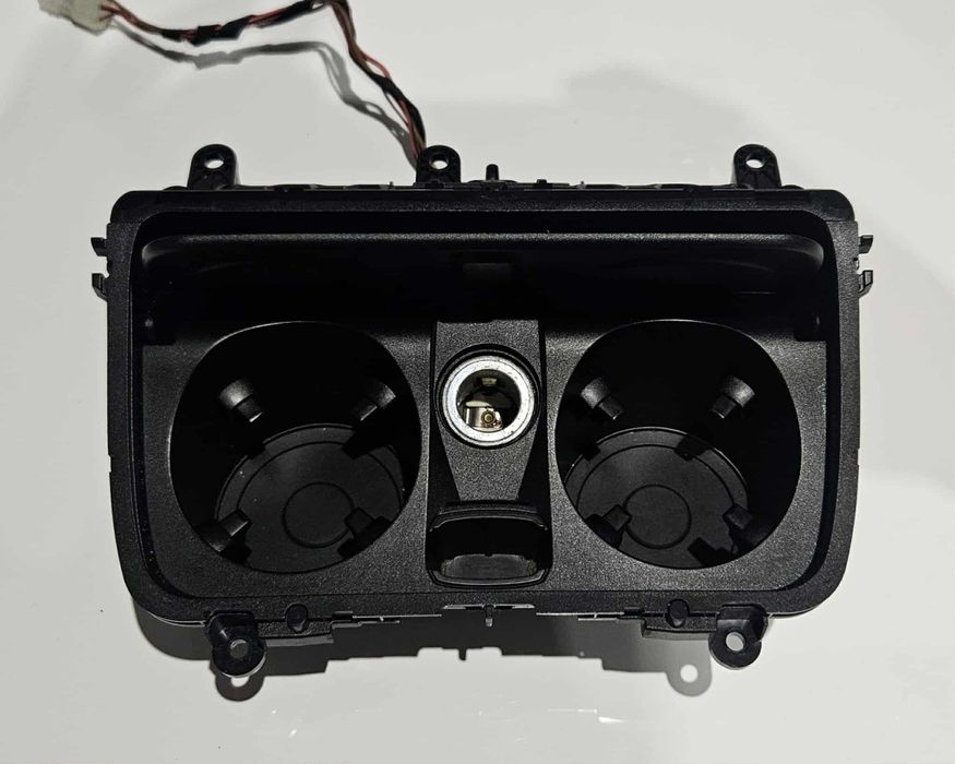 Bmw f10 seria 5 uchwyty uchwyt na kubki cup holder