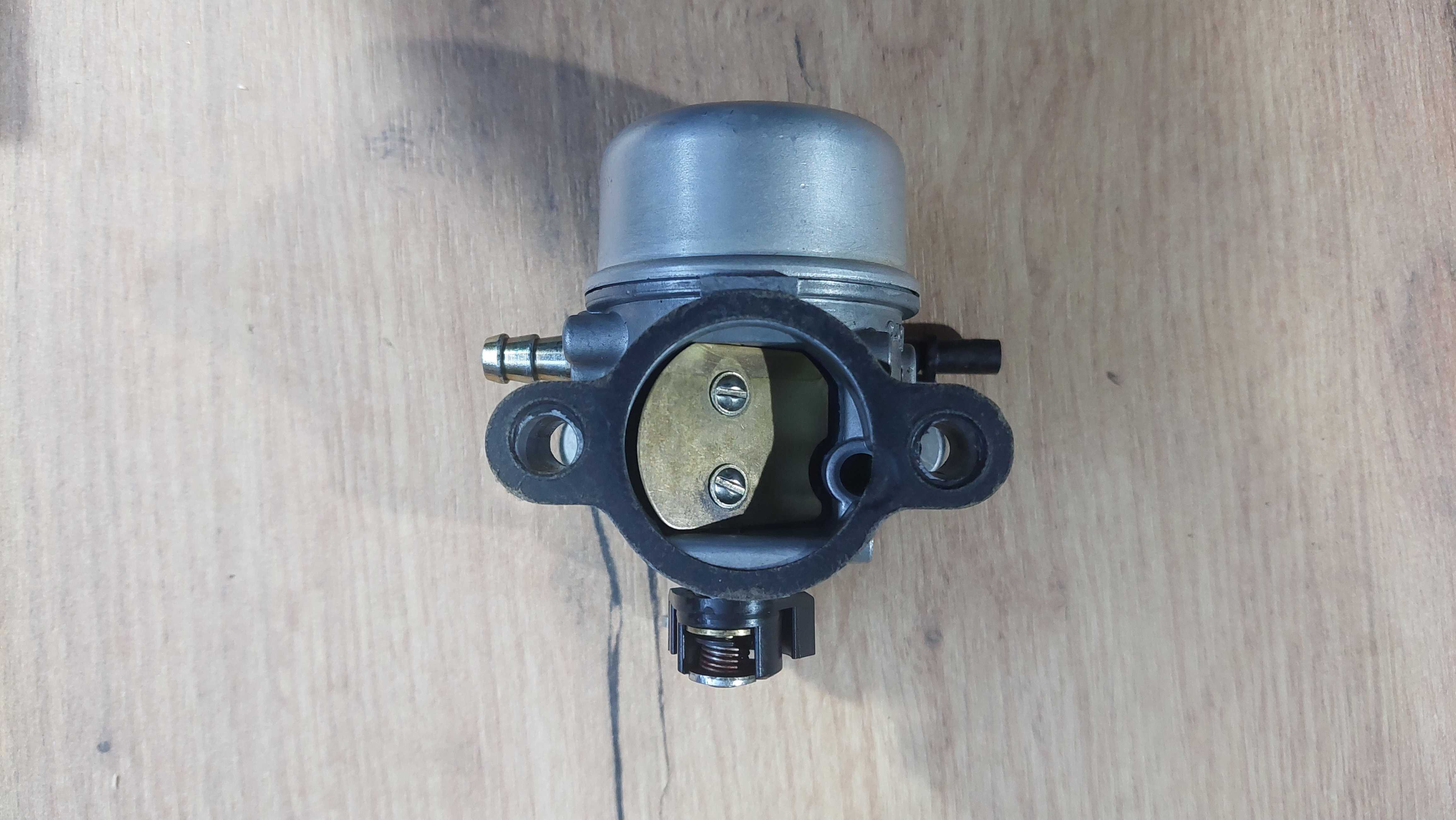 Gaźnik traktorek kosiarka Briggs Stratton 10-16KM oryginalny Walbro