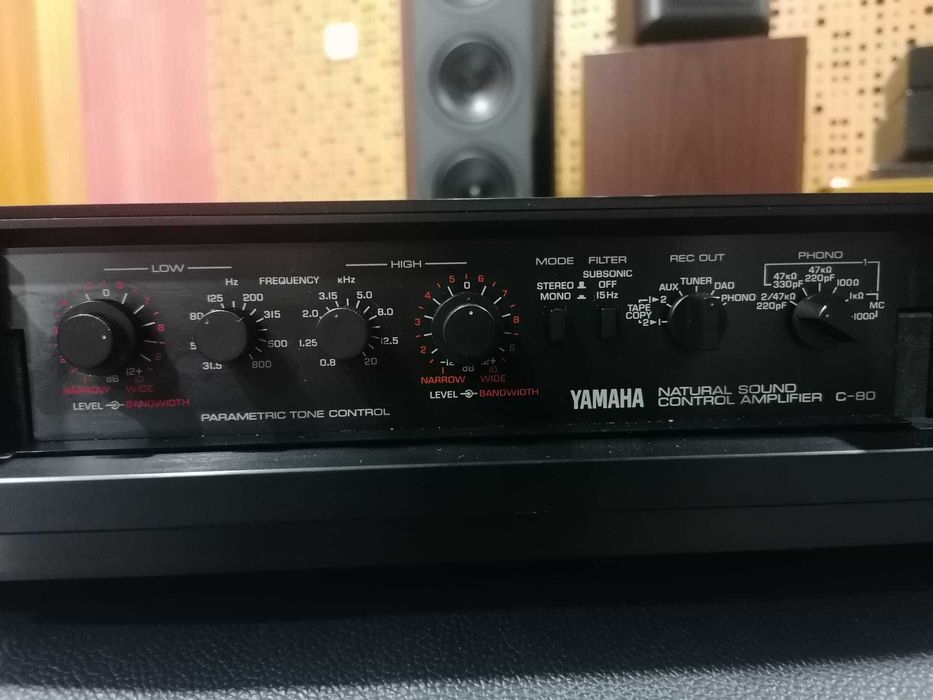 YAMAHA - C-80 (PRÉ-AMP)
