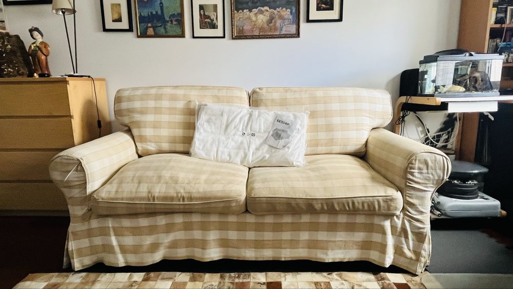 Sofa cama Ektorp 2 lugares + capas novas