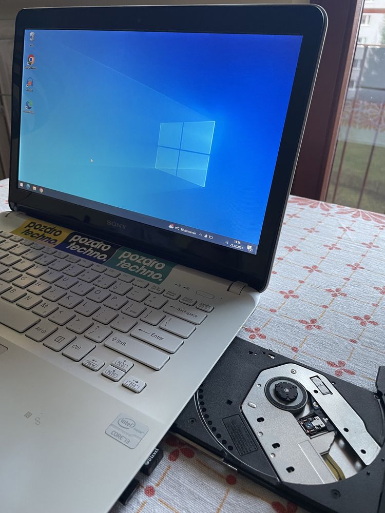 Sony Vaio SVF142A29M 250Gb mały zgrabny laptop