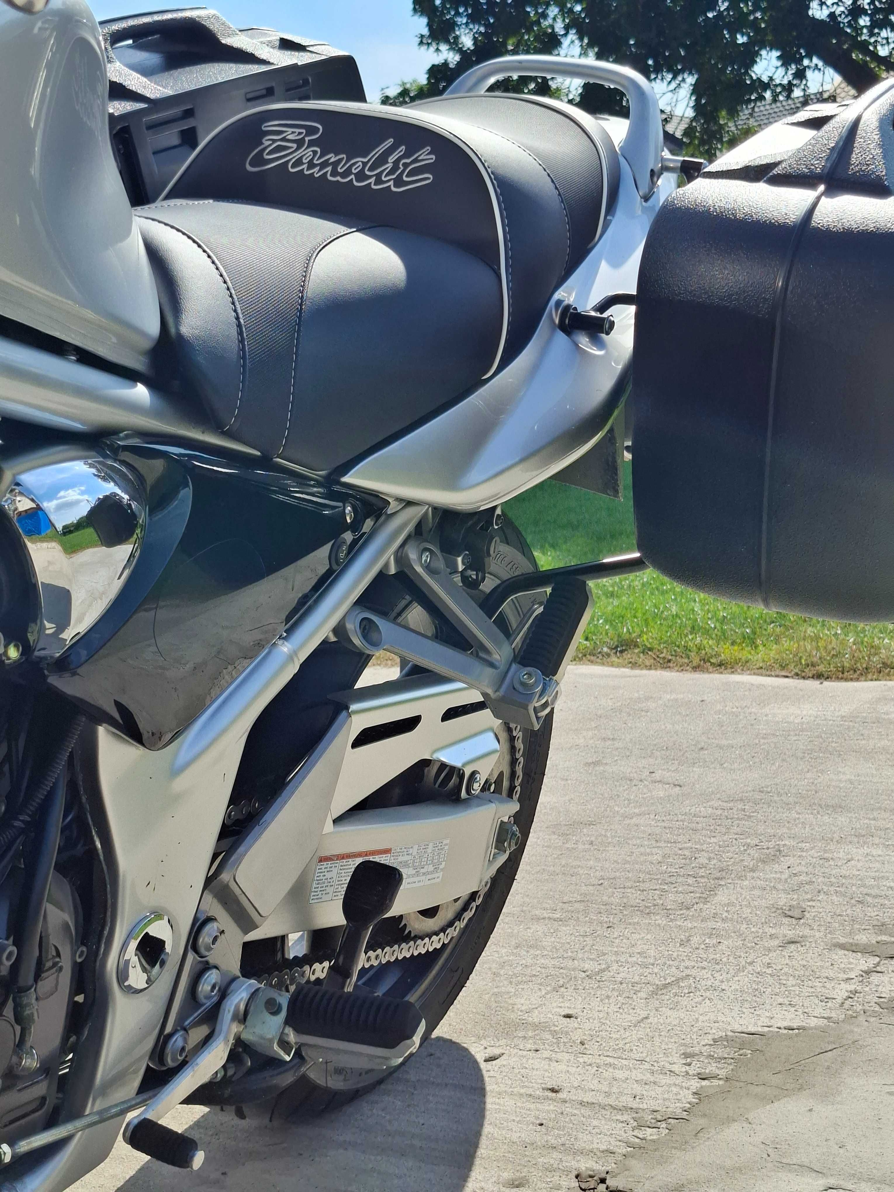 Suzuki bandit  1200s