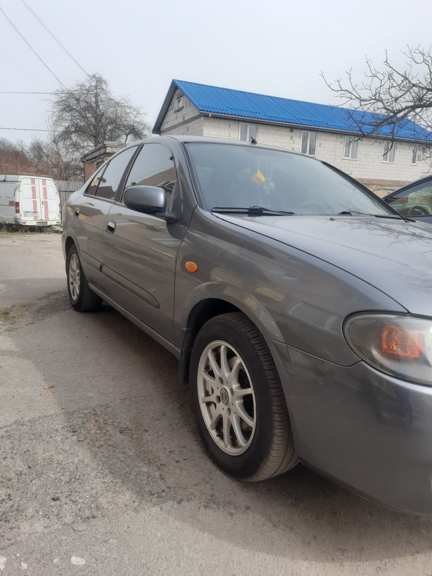 Nissan almera n16