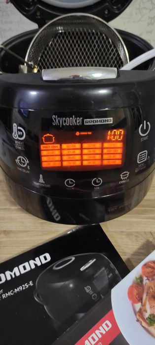 Мультиварка Redmond Sky Cooker M92S