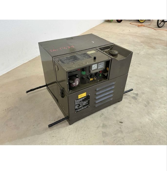 Генератор електроенергії Geko MS-41E - зарядний пристрій