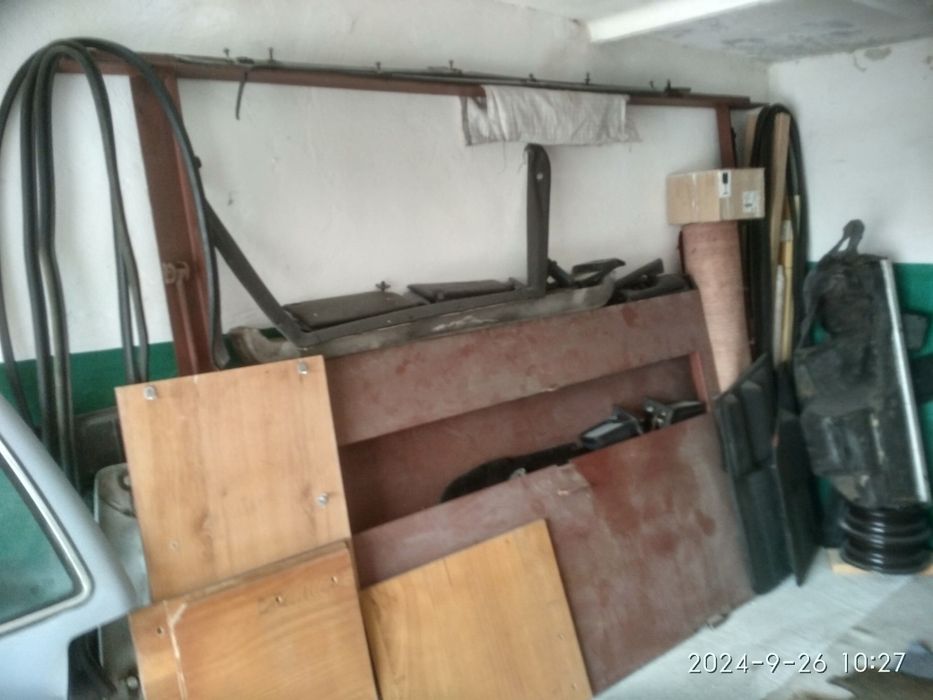 Ворота гаражні Миколаївського завода  з пройомною рамкою .