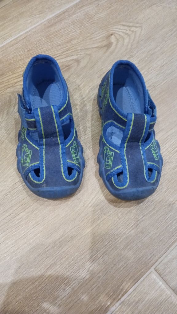 Buty befado kapcie rozmiar 20 dla chłopca