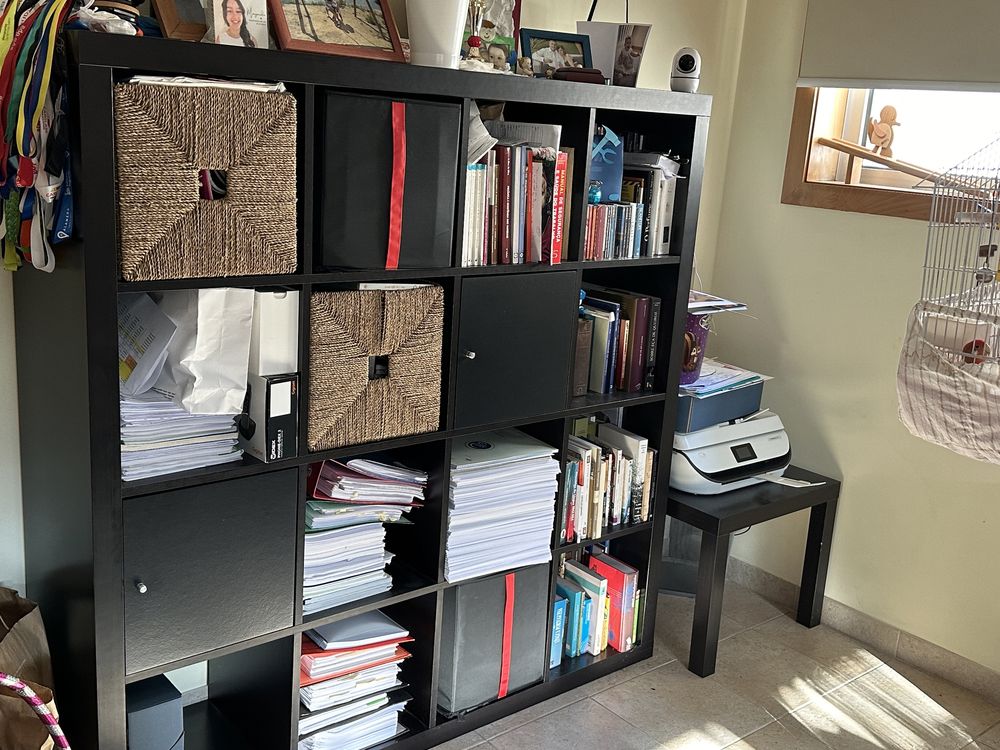 Mobiliário Ikea biblioteca