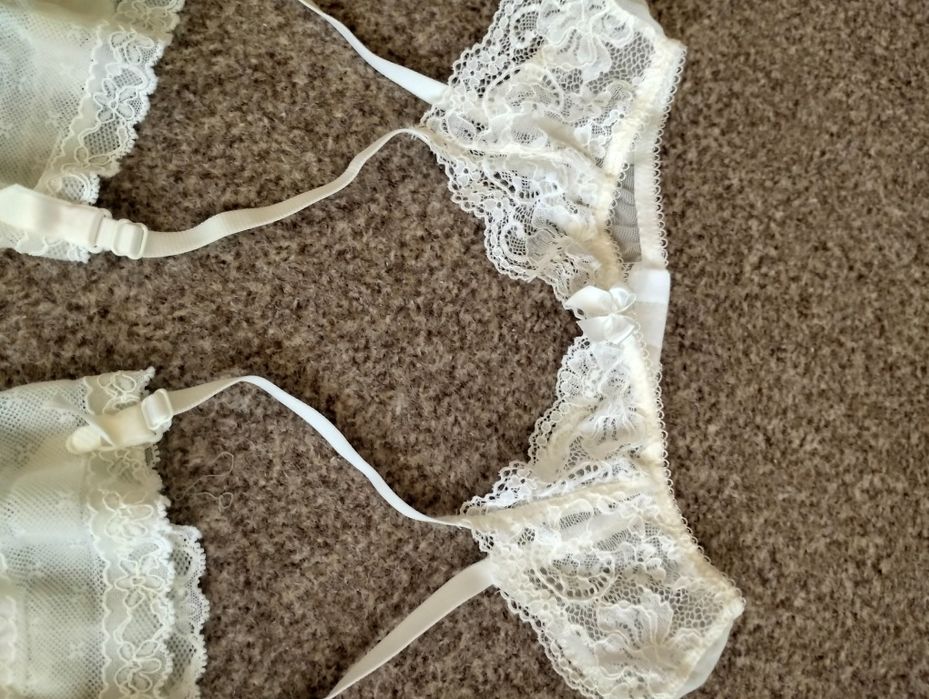 Комплект белья чулки с кружевным поясом