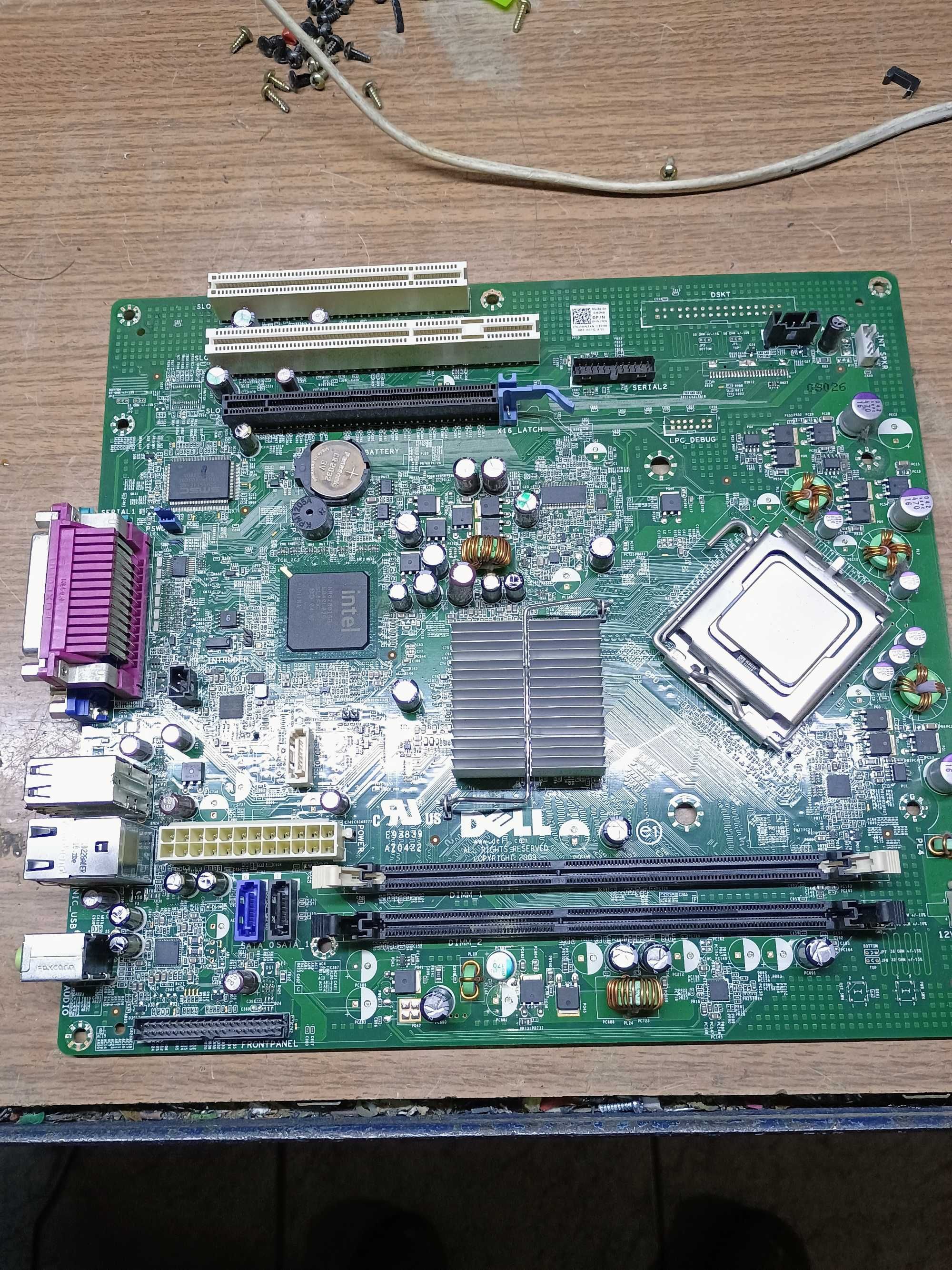 Płyta Dell i Intel Pentium 3.8