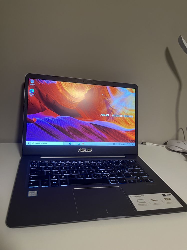 ASUS VivoBook S14 (S406U)