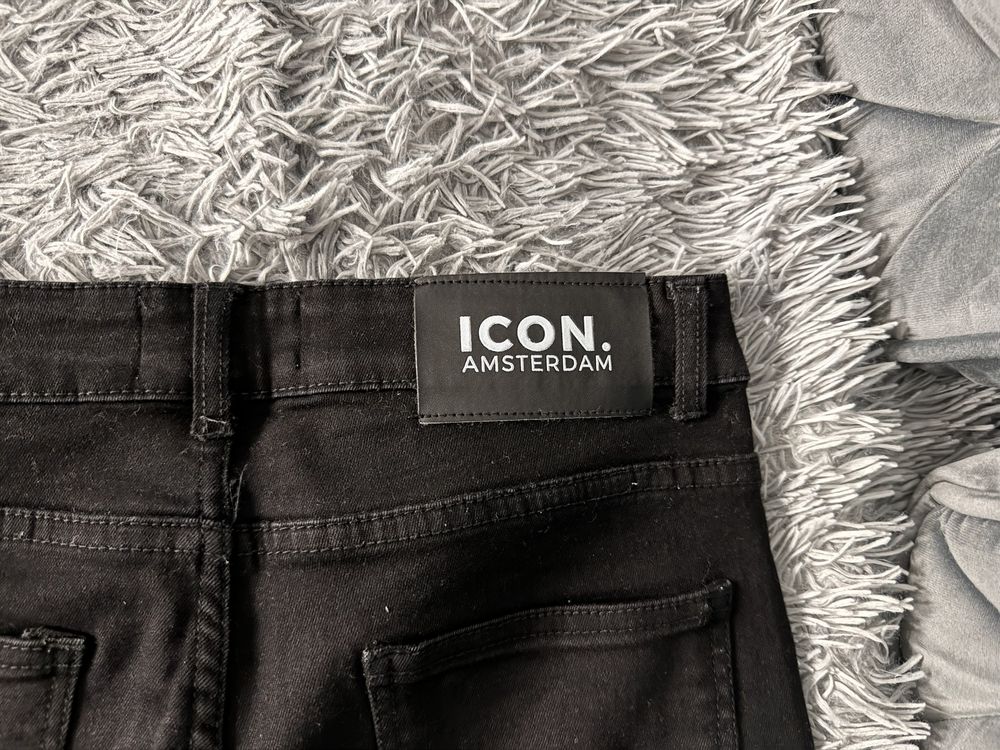Jeansy czarne z dziurami Icon Amsterdam