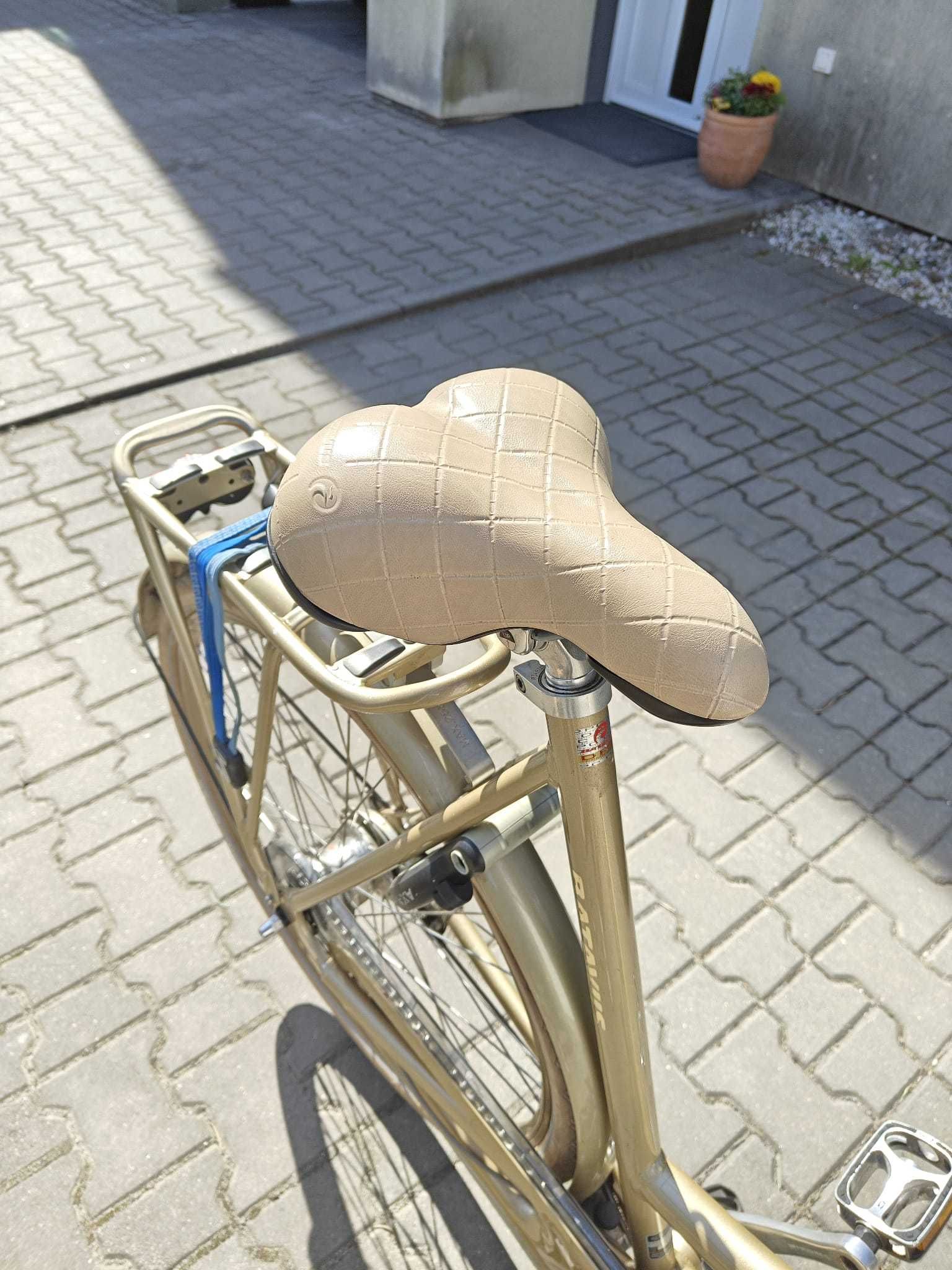 Rower miejski Batavus Diva rozmiar 56cm w jasnym słomkowym kolorze