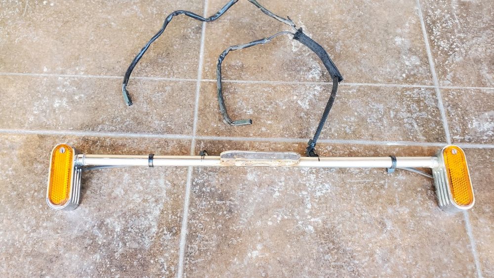 Повороти до мотоцикла з кріпленням.