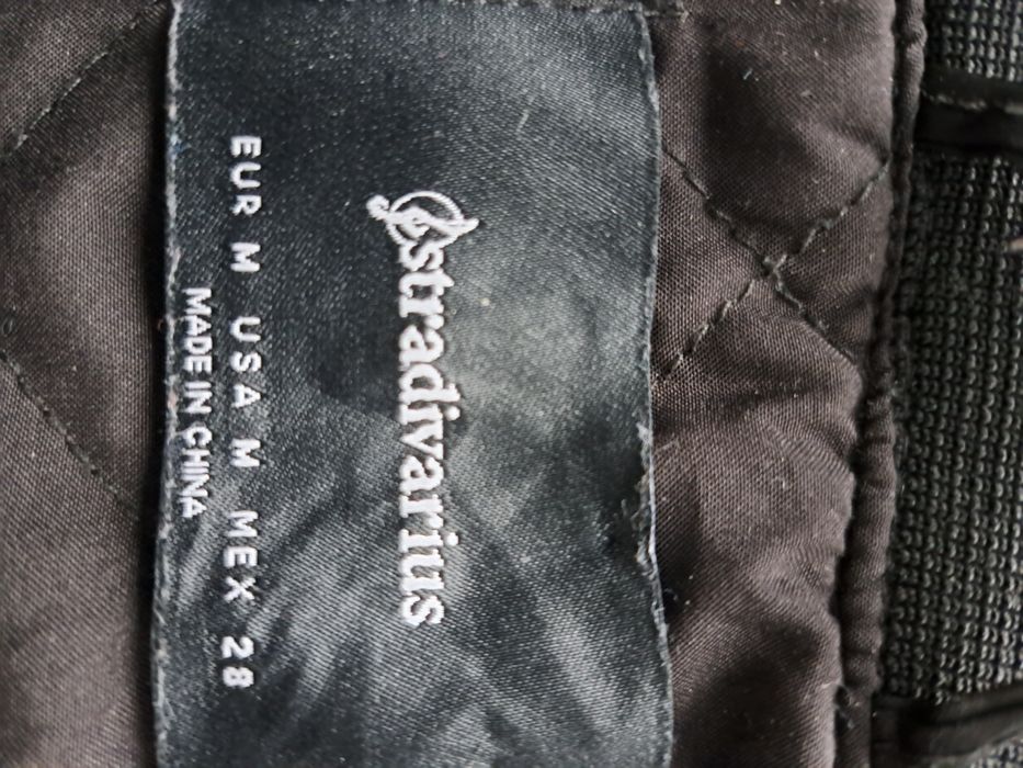 Kurtka bomberka Stradivardius czarna roz. M /38