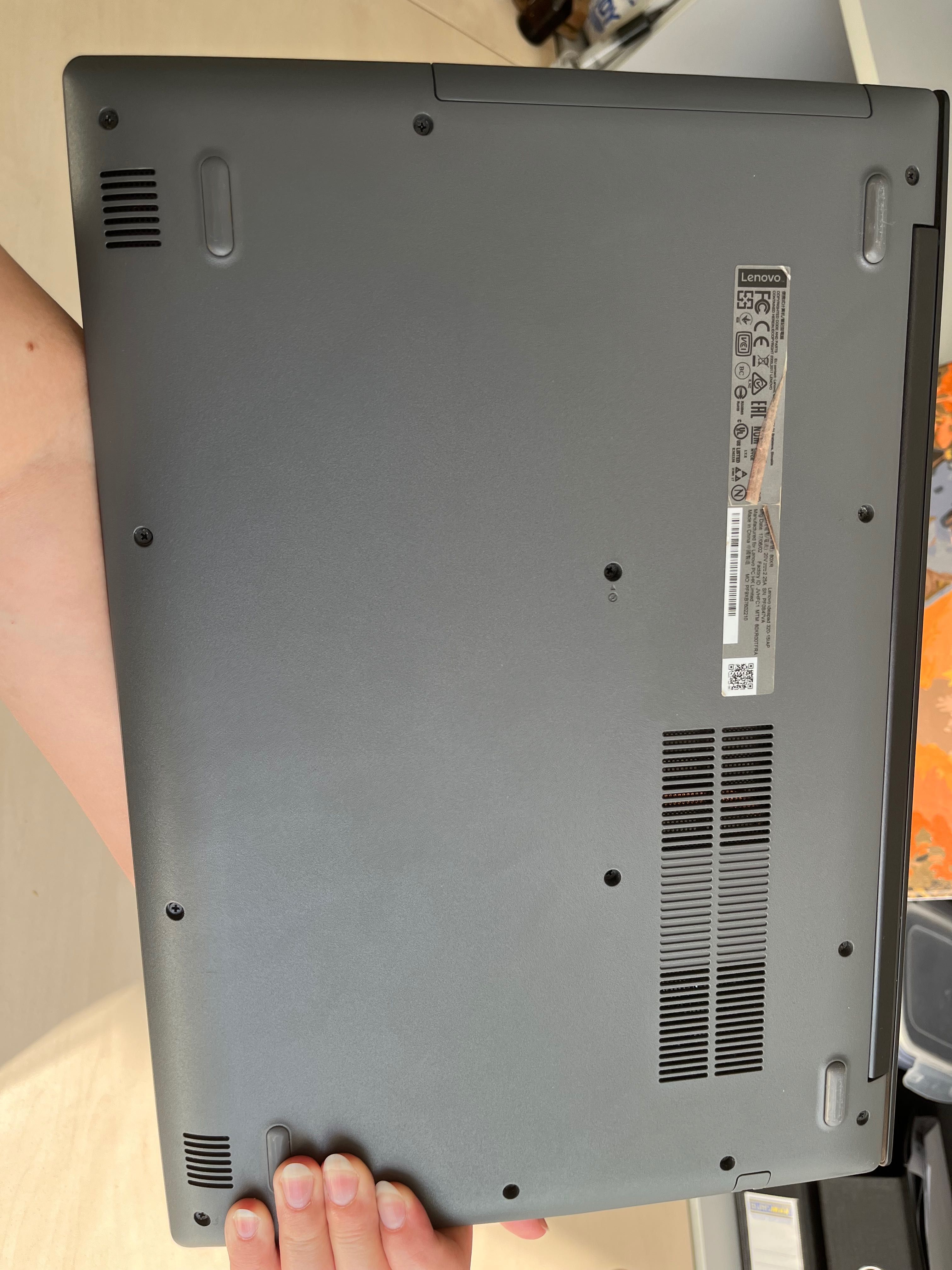 Продам Б/У ноутбук Lenovo Pentium N4200 80xr00tfra Windows ліцензія