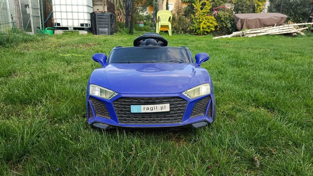 Auto, samochód pojazd na akumulator dla dziecka jak Audi