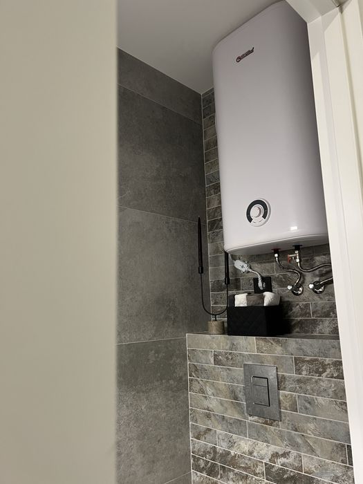 Продається красива 2 кімнатна West Towers