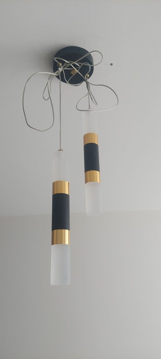 Nowoczesna lampa LED wisząca 2 świetlna czano-zlota