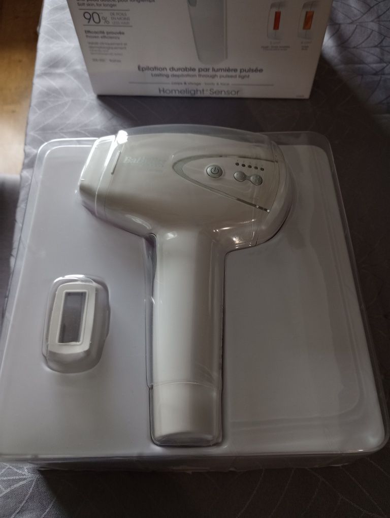 Depilator laserowy