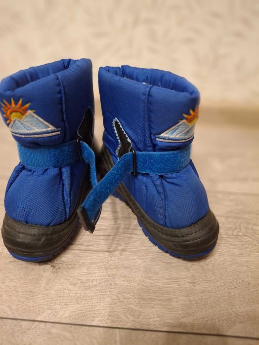 Дитяче зимове взуття  сапоги Demar розмір 26-27