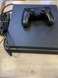 używana  playstation 4