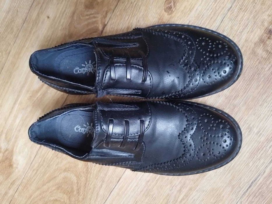 туфлі (шкіра, броги, лофери) в чудовому стані, 33 розмір